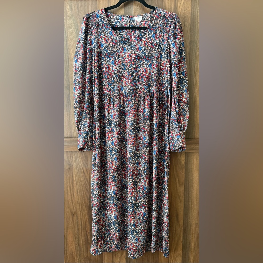 D108 Jacqueline de Yong Size 34 Floral Long Sleeve Dress